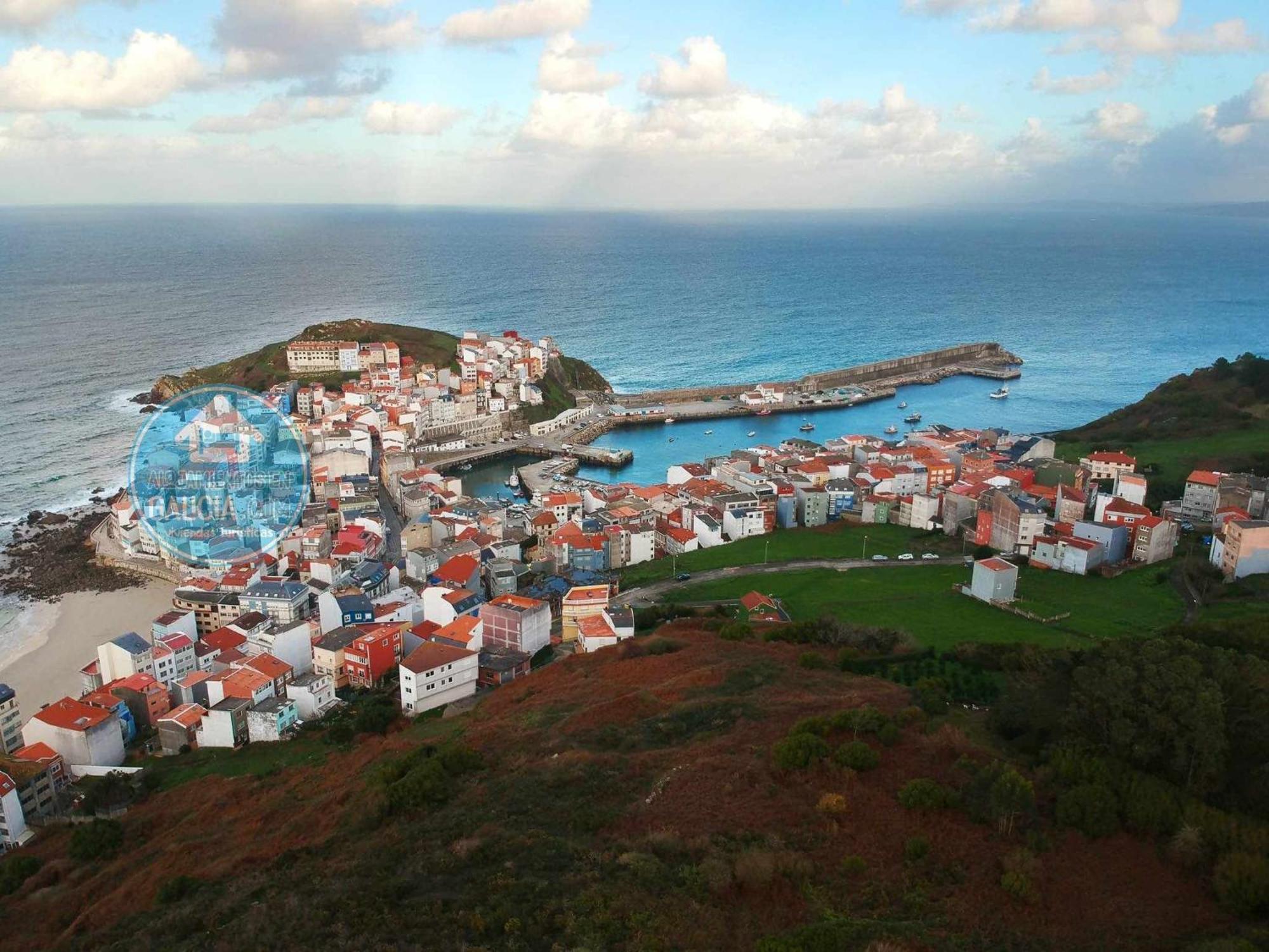 Ag Apartamento Nordes Malpica Primera Linea Playa Exterior photo