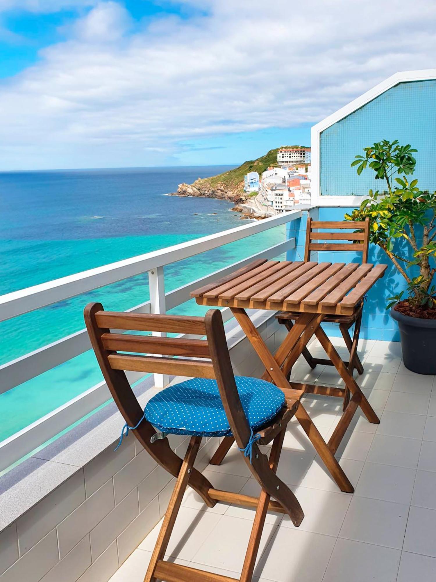 Ag Apartamento Nordes Malpica Primera Linea Playa Exterior photo